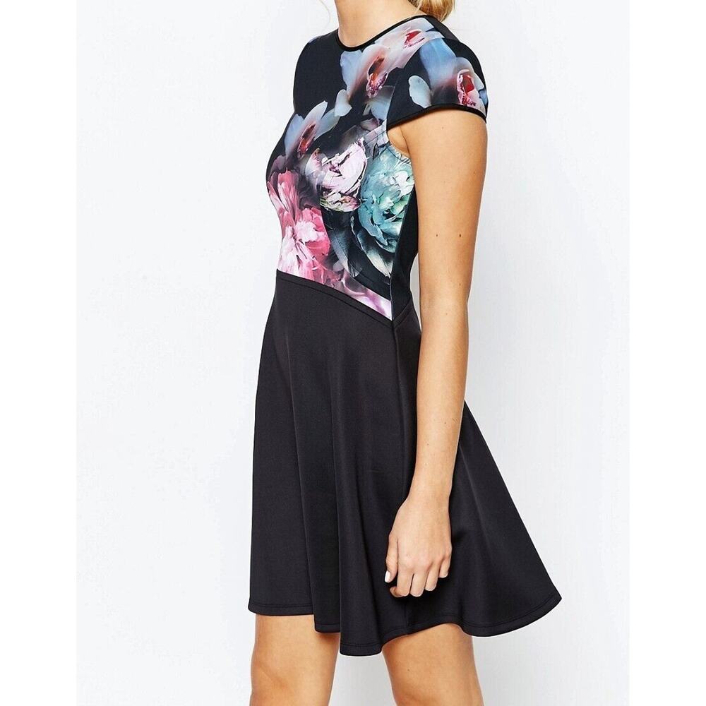 Ted Baker Skater Dress in Ethereal Posie Floral Scuba-Like Mini Dress Size 0 - Picture 9 of 16